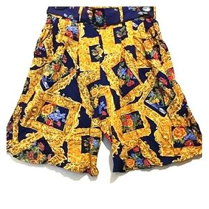Vintage floral print shorts Sz M